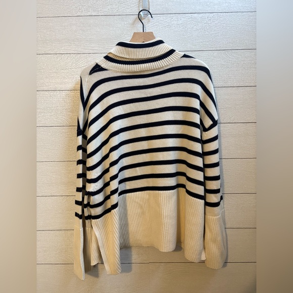 Gap 24/7 Split Hem Striped Turtleneck Sweater, NWT, Size XL in Cream and Navy - Picture 10 of 14